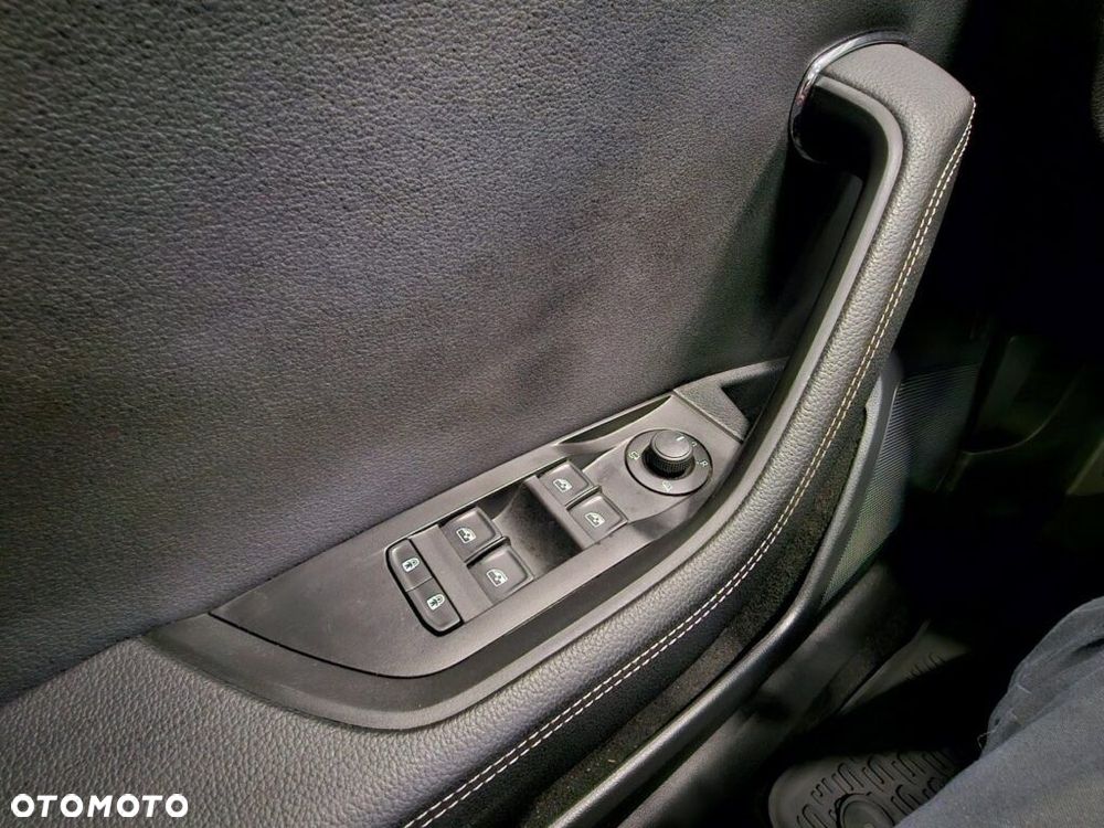 Skoda Superb 2.0 TDI SCR Style DSG - 15