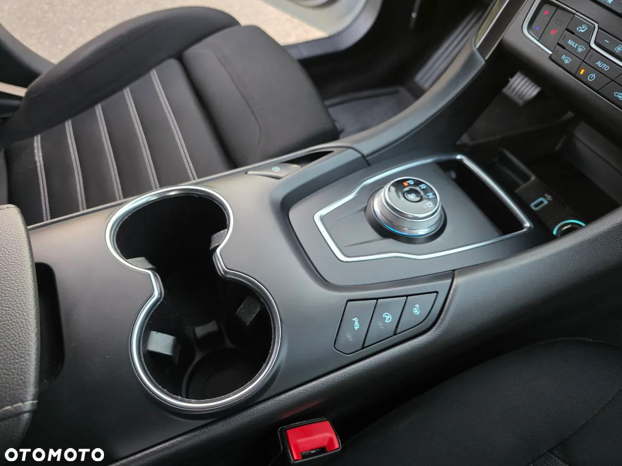 Ford Mondeo 2.0 EcoBlue Executive Plus - 20