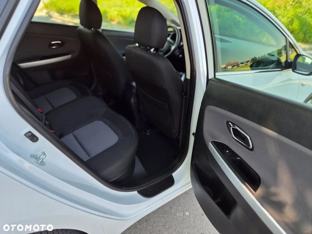 Kia Ceed 1.6 GDI Platinum Edition - 13