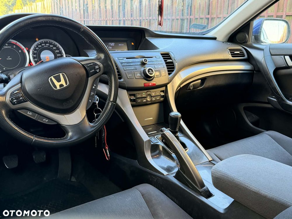 Honda Accord 2.2d Elegance Nav - 17