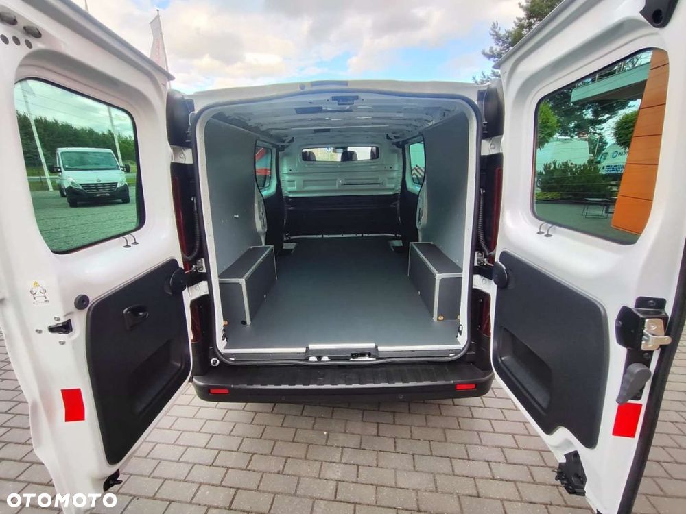 Renault Trafic - 24