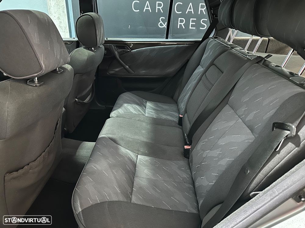 Mercedes-Benz E 270 - 6