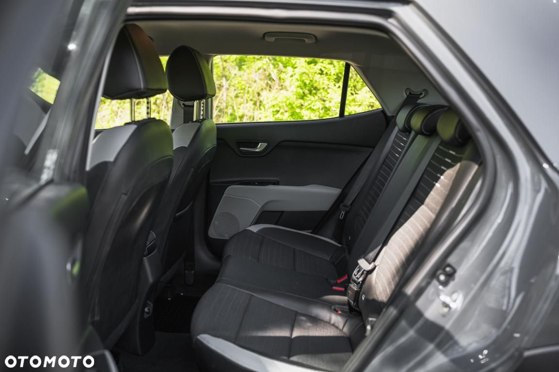 Kia Stonic - 25
