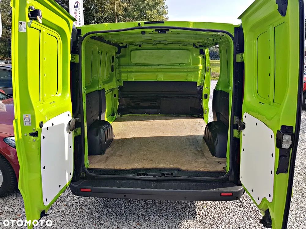 Renault TRAFIC - 10