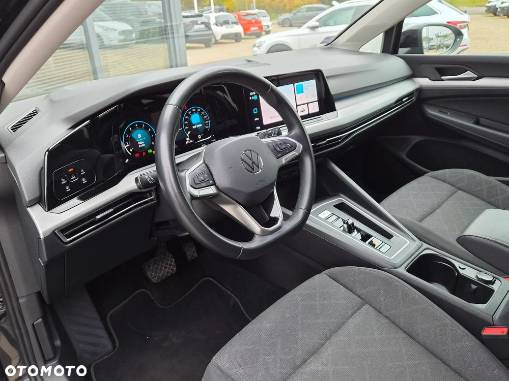 Volkswagen Golf 1.5 eTSI Life DSG - 29