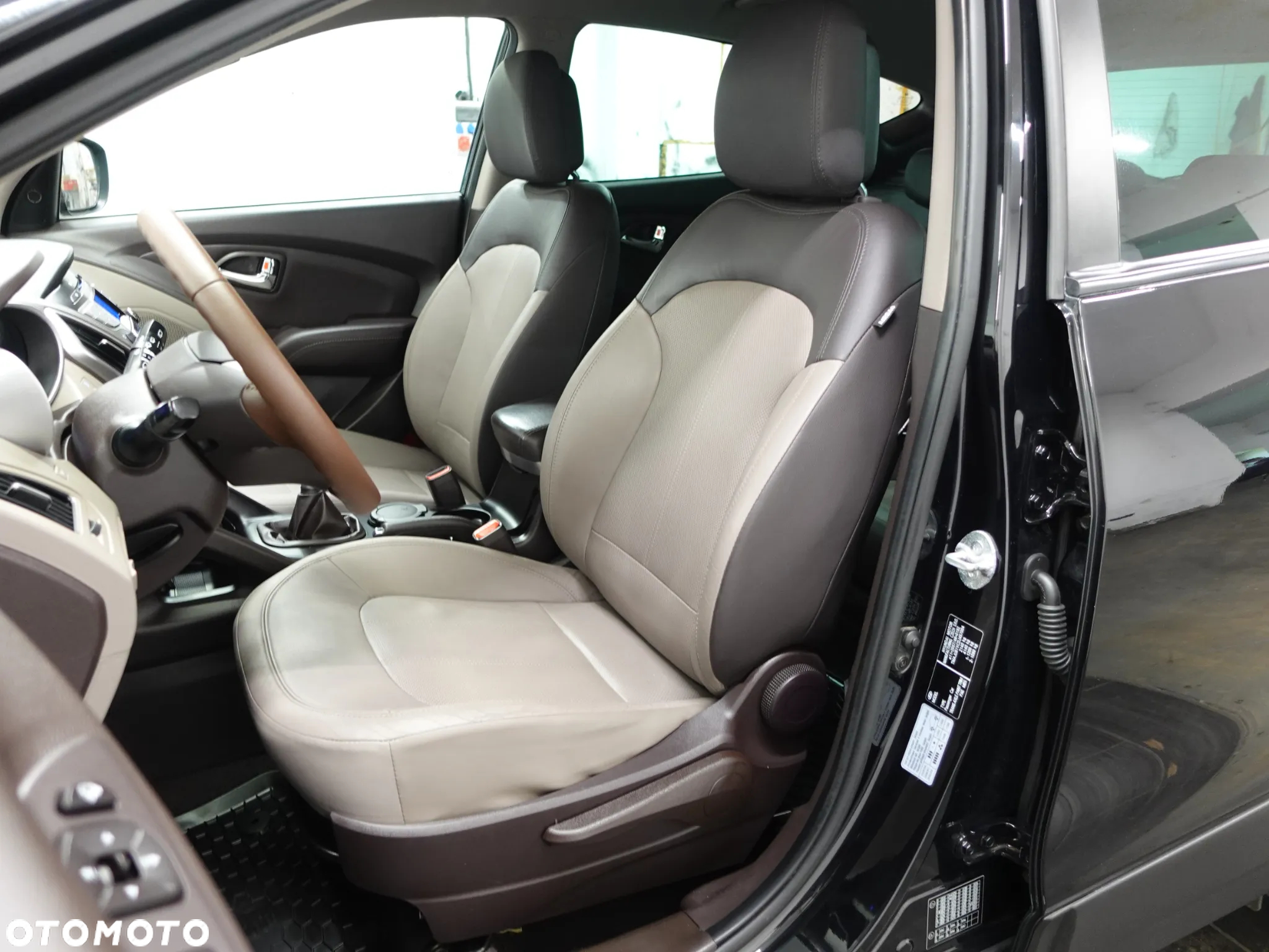 Hyundai ix35 2.0 CRDi 4WD Premium - 23