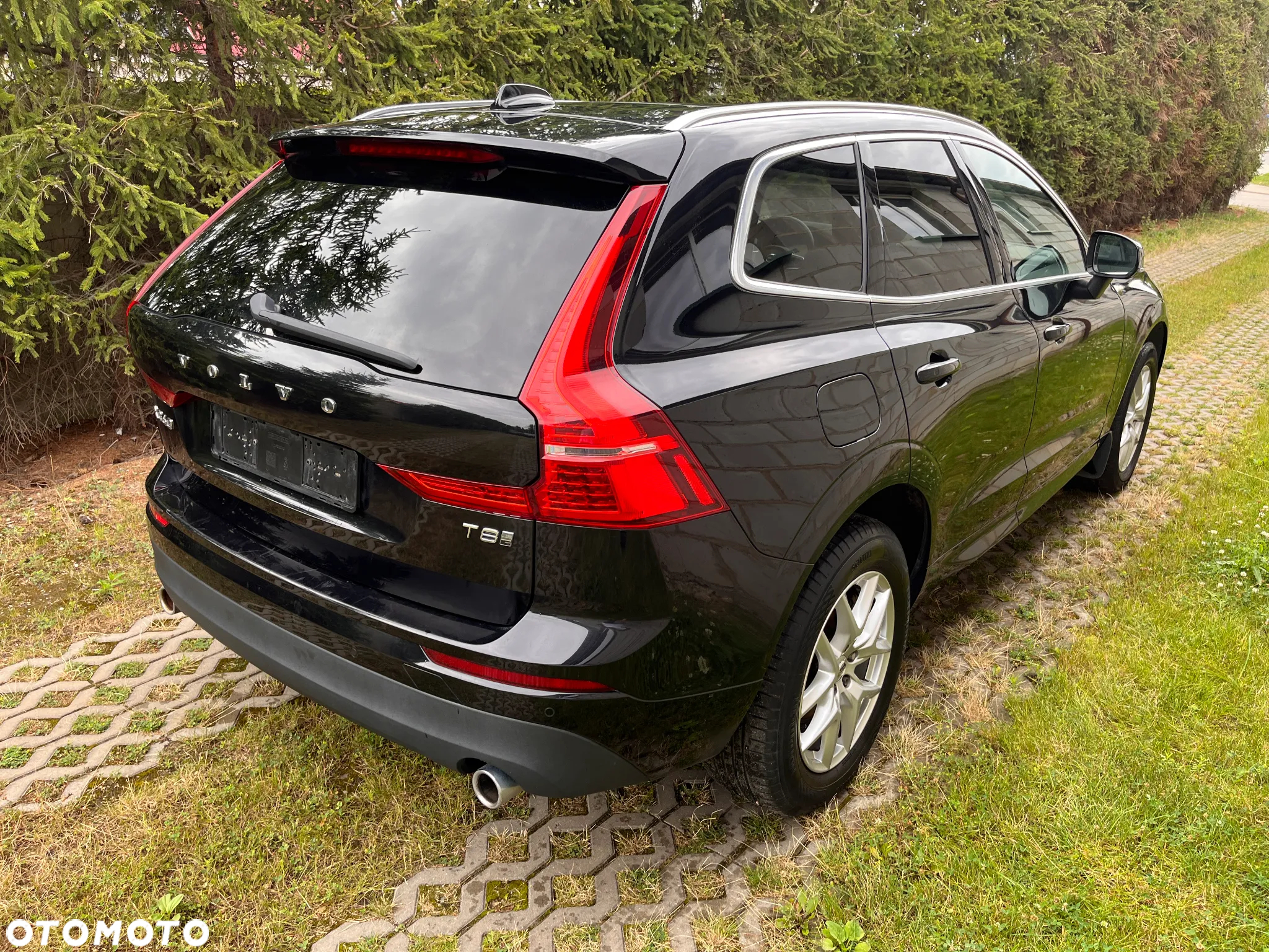 Volvo XC 60 T8 Twin Engine AWD Geartronic Momentum - 4