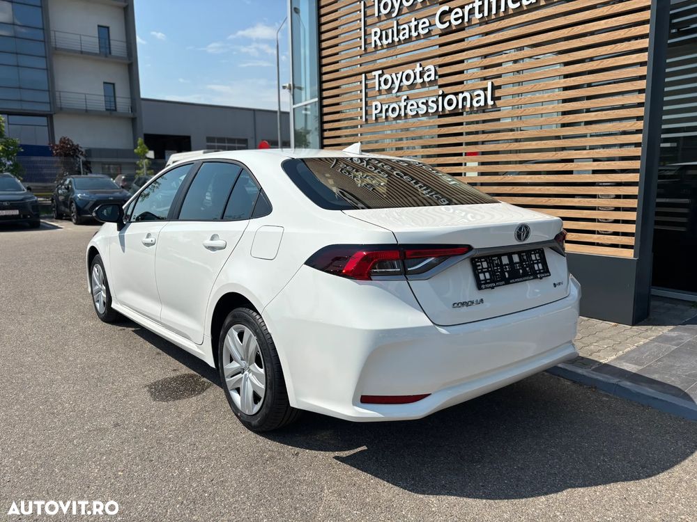 TOYOTA Corolla 2026 — imagine 4