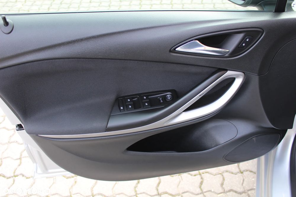 Opel Astra - 13