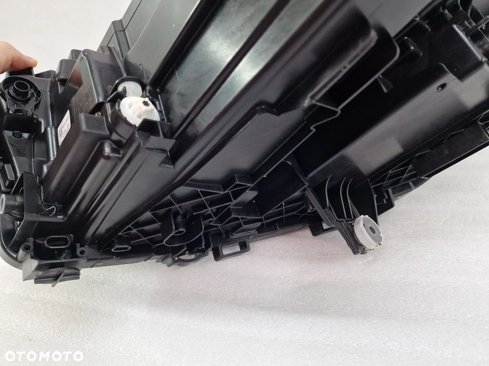 BMW X1 U11 22- PRAWA LAMPA PRZEDNIA PRZÓD , LED , BLACK SHADOW , BARDZO ŁADNA , NR 5A9A236-01 / EDR82B , NR AUKCJI LPP2 - 21