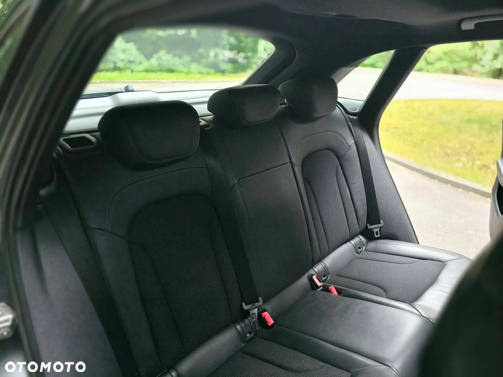 Audi Q3 2.0 TDI Edycja Specjalna - 36