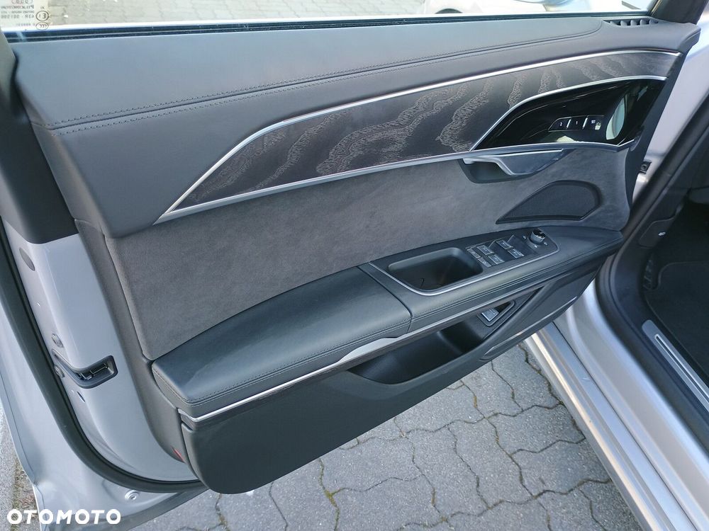 Audi A8 - 18