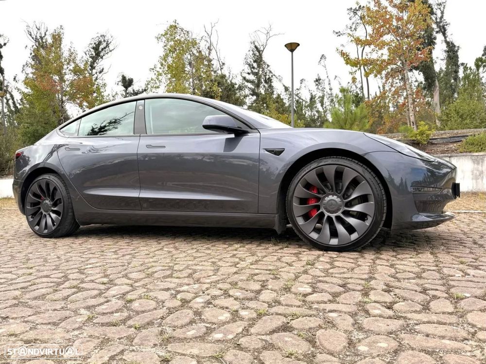 Tesla Model 3 Performance Dual Motor AWD — fotografia 21