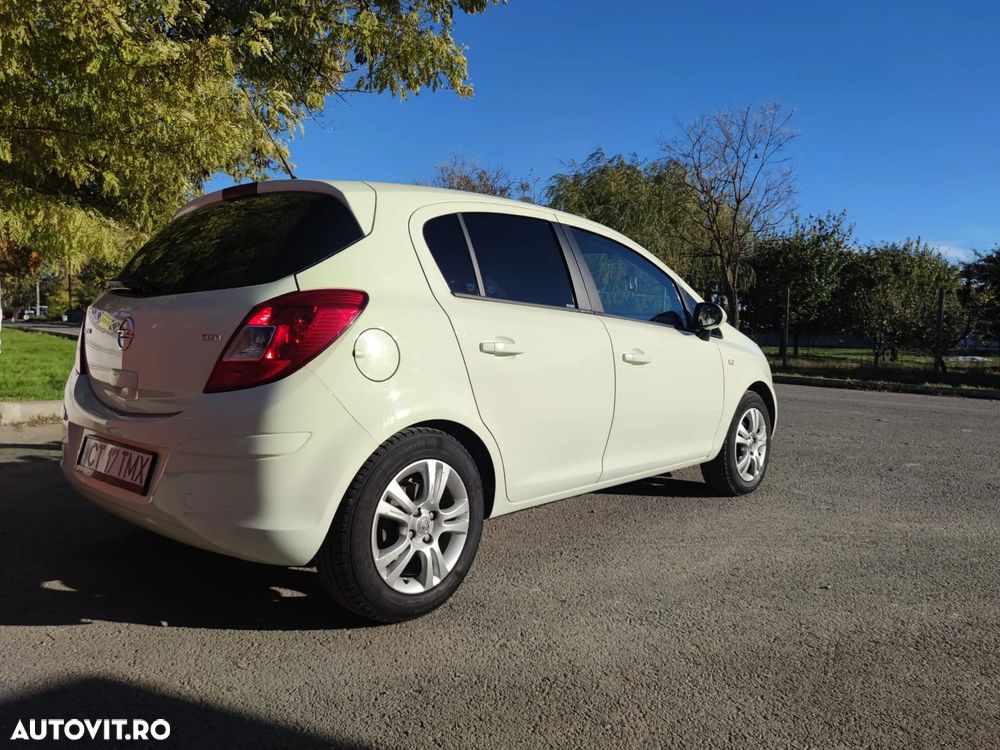 Opel Corsa 1.3 CDTI Enjoy - 5