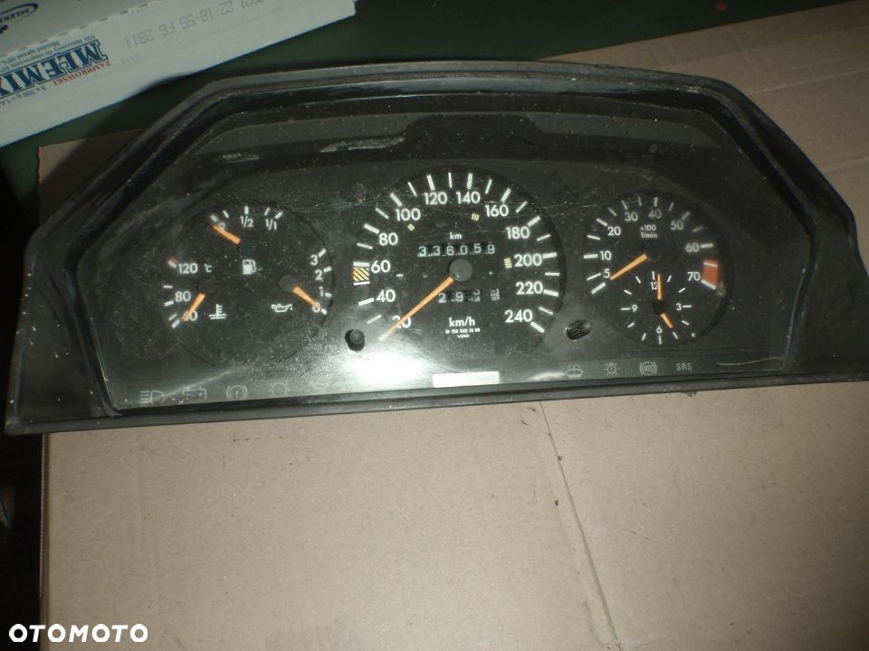 licznik obrotomierz zegary mercedes benz w124 124 oryginał benzyna  1245427469 diesel 1245427006 - 1