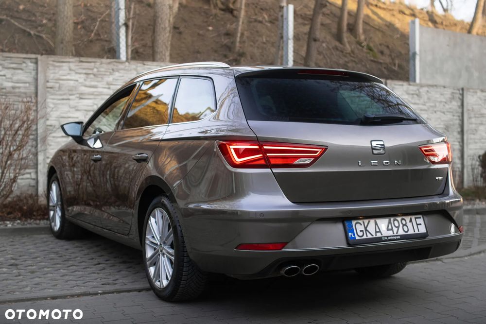 Seat Leon 1.8 TSI Start&Stop DSG XCELLENCE - 24