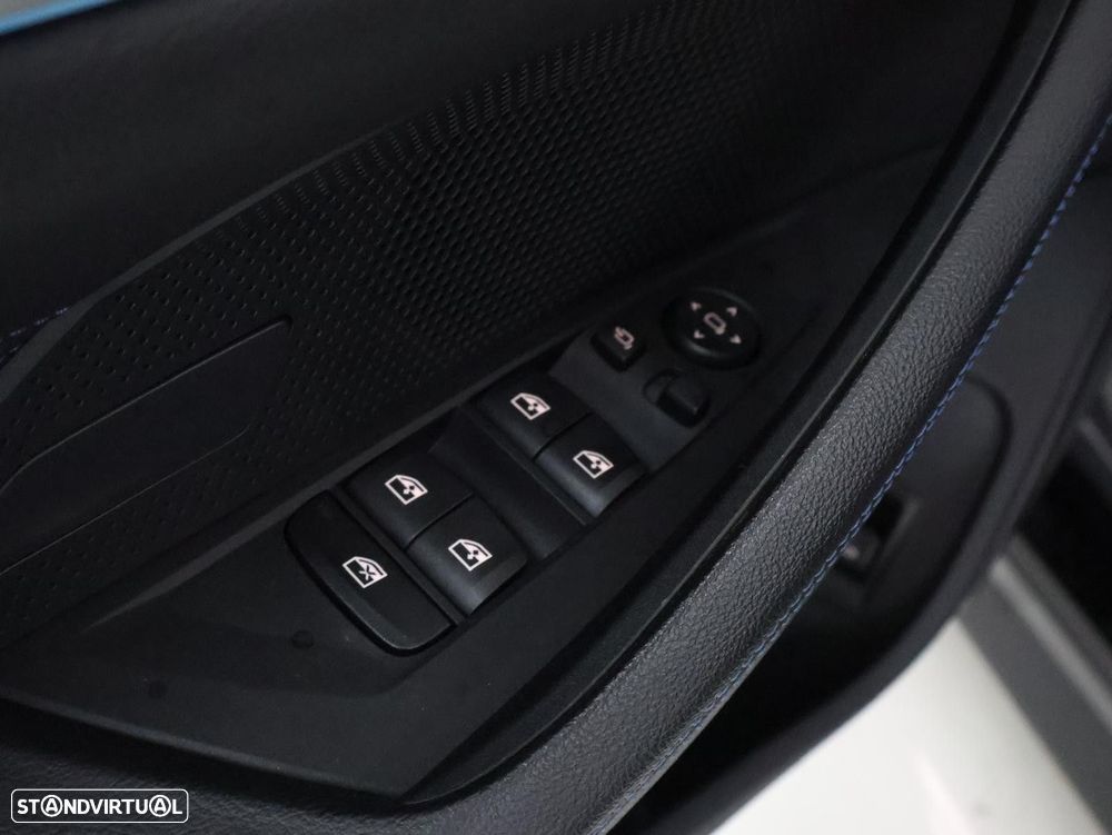 BMW i4 eDrive40 Pack Desportivo M - 12