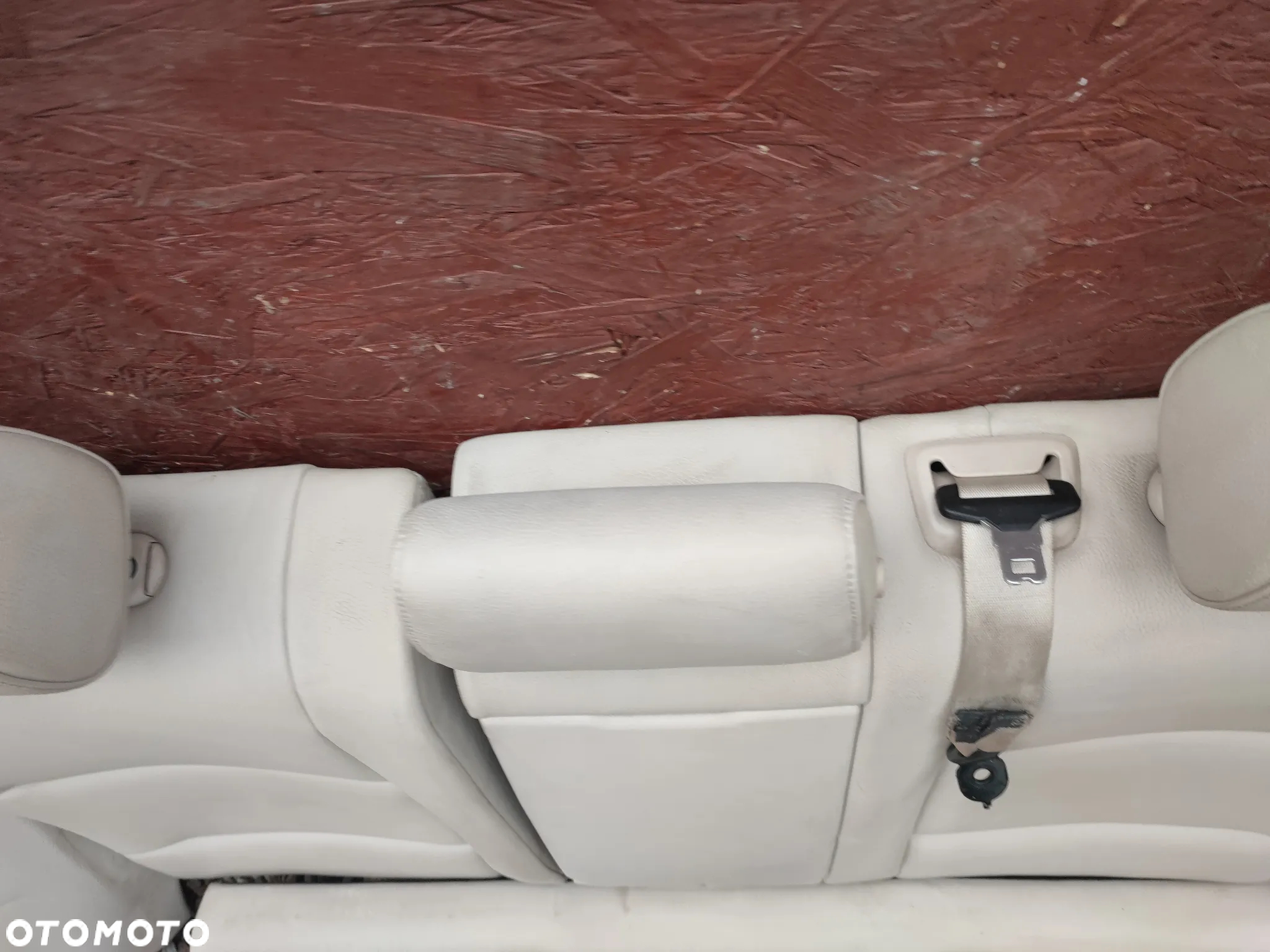 BMW F11 / F11N ORYGINALNA KANAPA TYŁ W KOLORZE DAKOTA OYSTER / BEŻOWA + PODŁOKIETNIK O NR. 7 254 260 OEM W DOBRYM STANIE - 14
