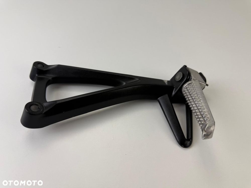 Prawy set pasażera Yamaha MT 125 2020+ - 8