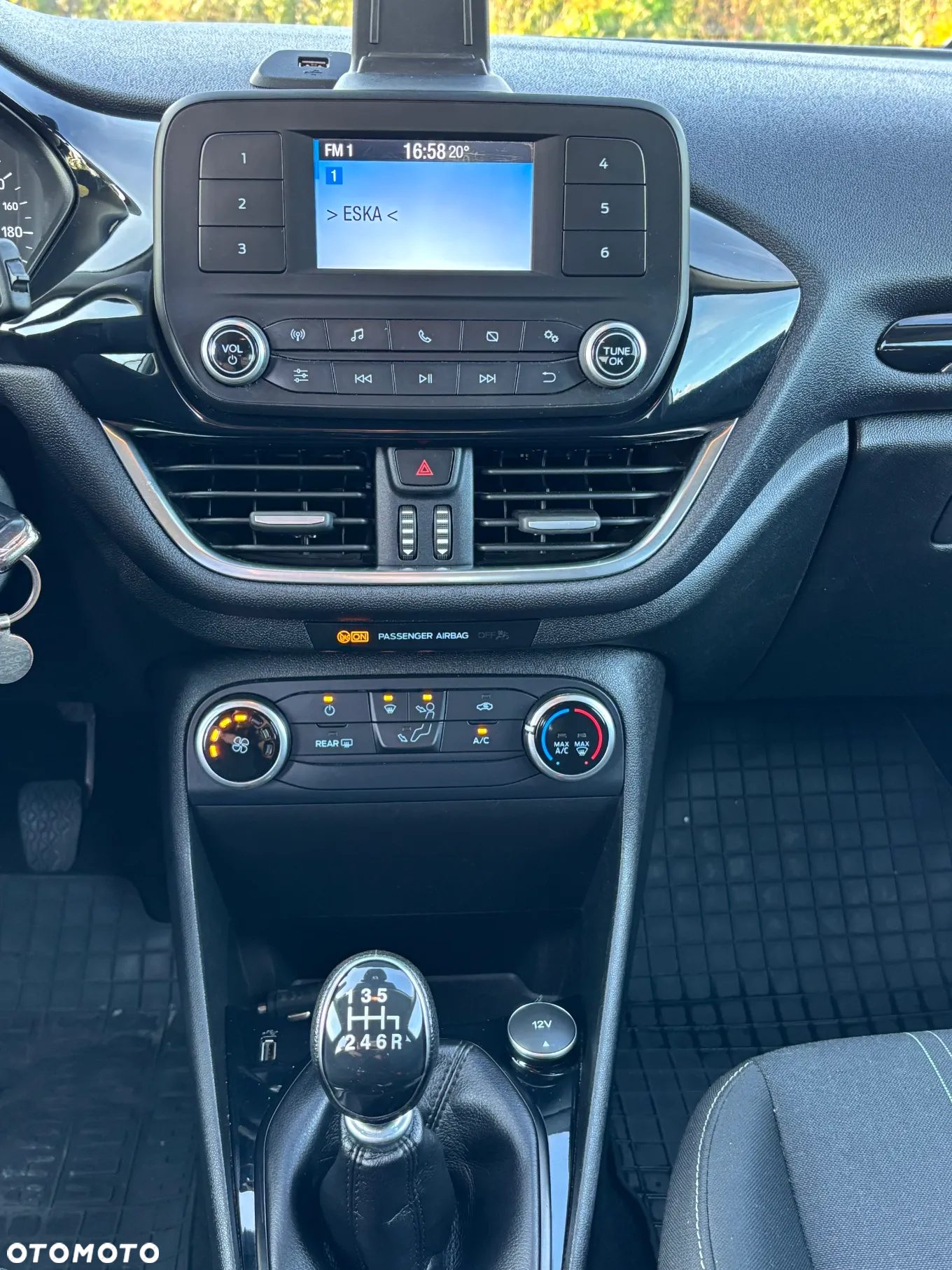 Ford Fiesta - 15