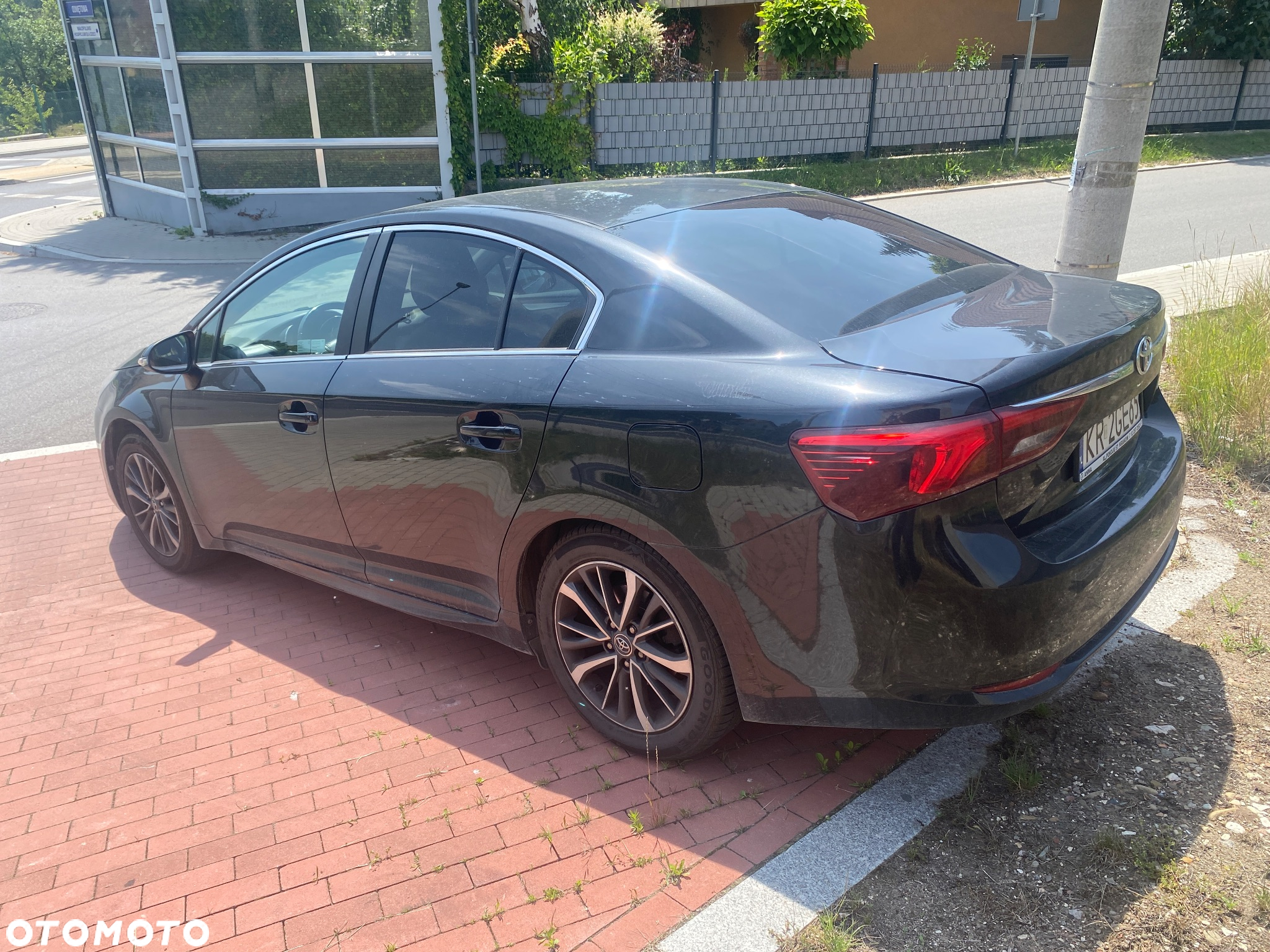 Toyota Avensis 1.8 Premium - 5