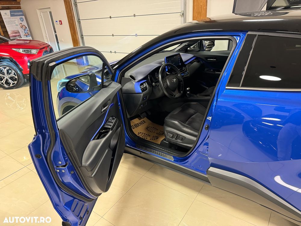 Toyota C-HR 2.0 Hybrid Team Deutschland - 7