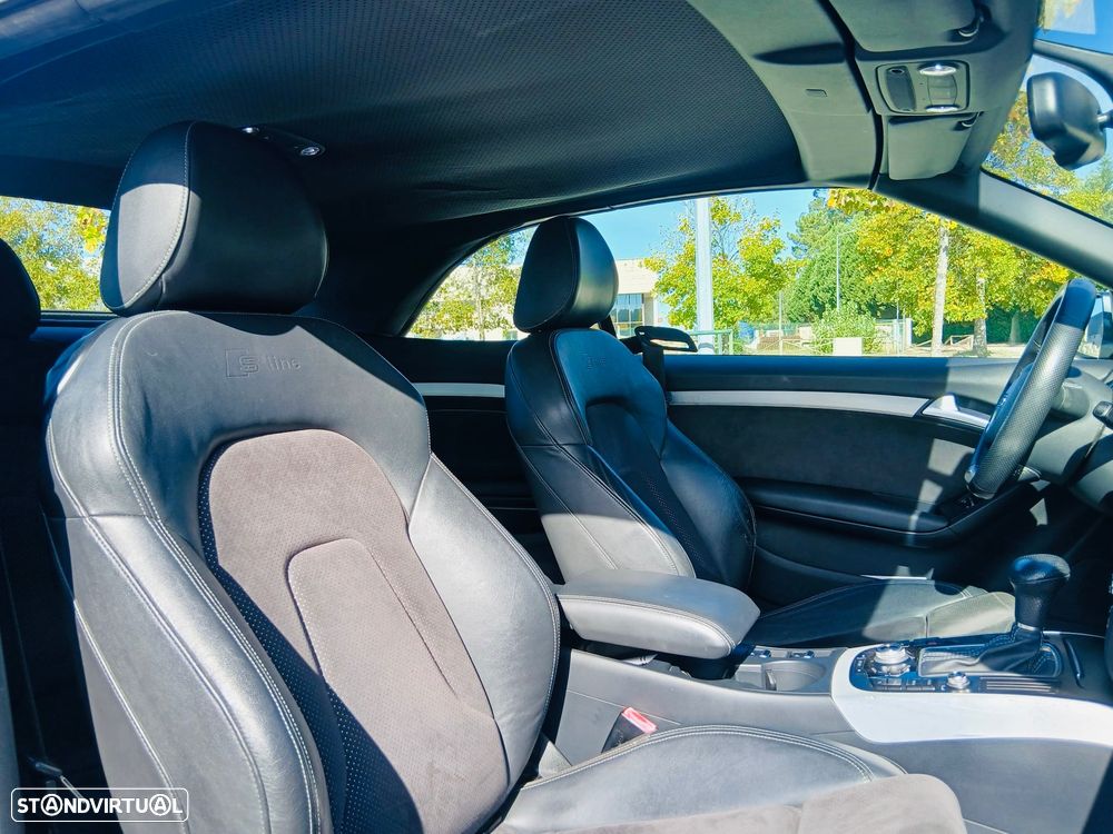 Audi A5 Cabrio 2.0 TDi Multitronic S-line - 33