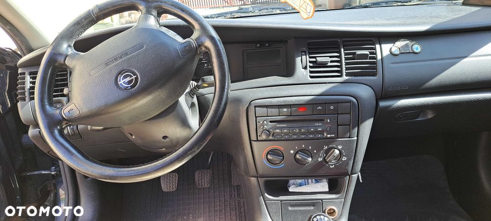Opel Vectra - 4