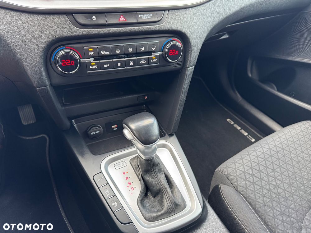 Kia Ceed 1.4 T-GDI L DCT - 35
