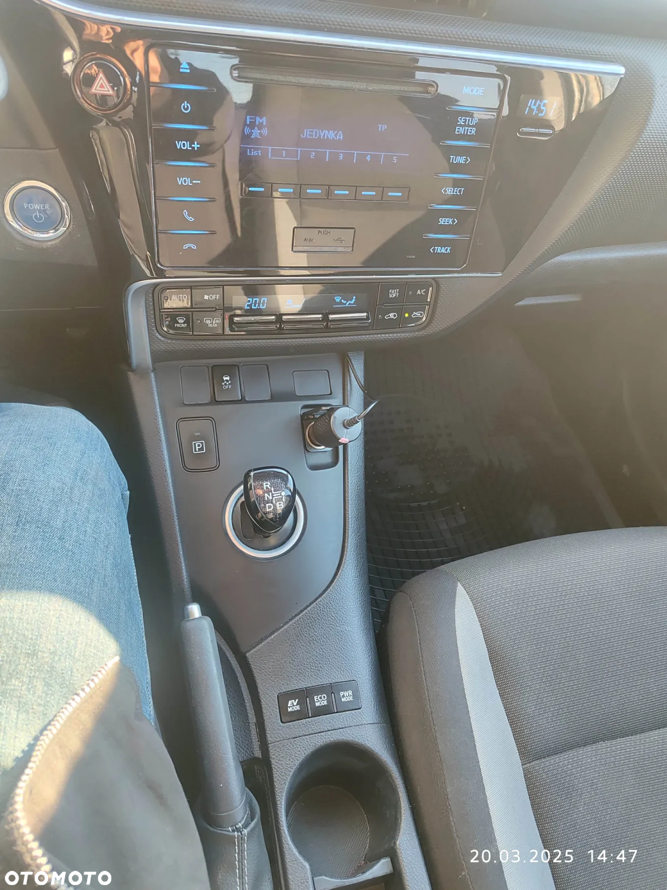 Toyota Auris Hybrid 135 Comfort - 8