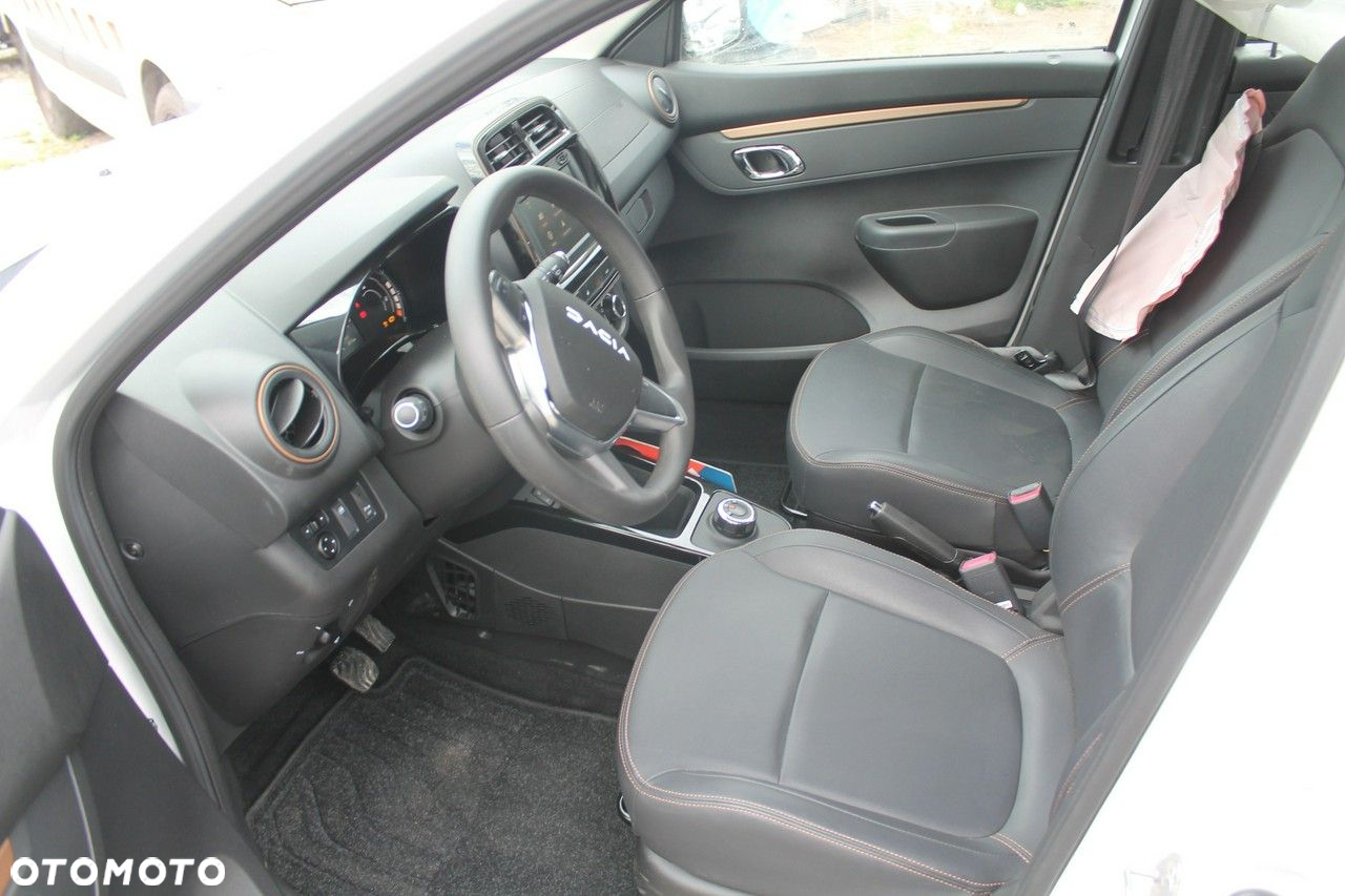 Dacia Spring - 9