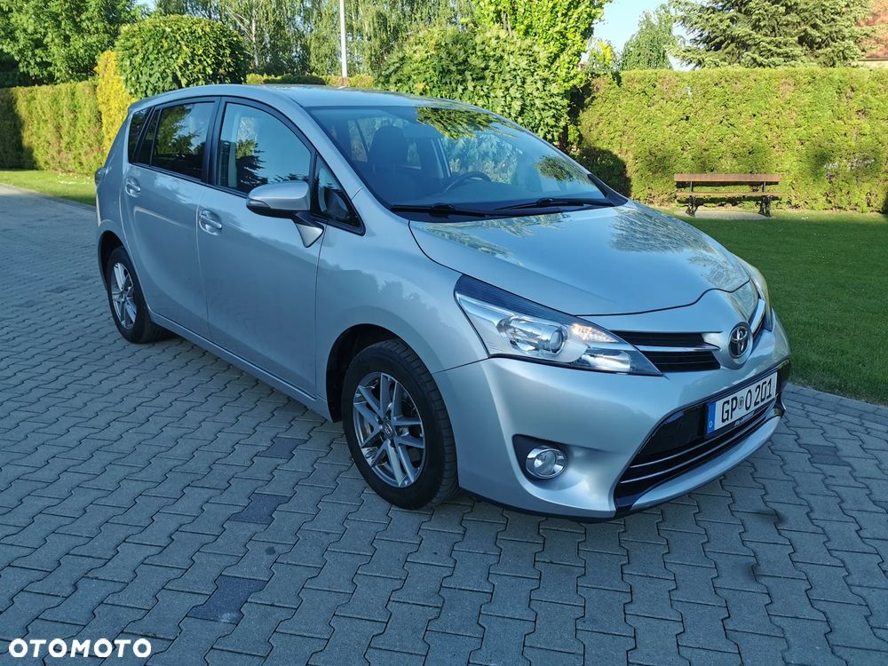 Toyota Verso 1.8 Premium 7os EU6 - 1