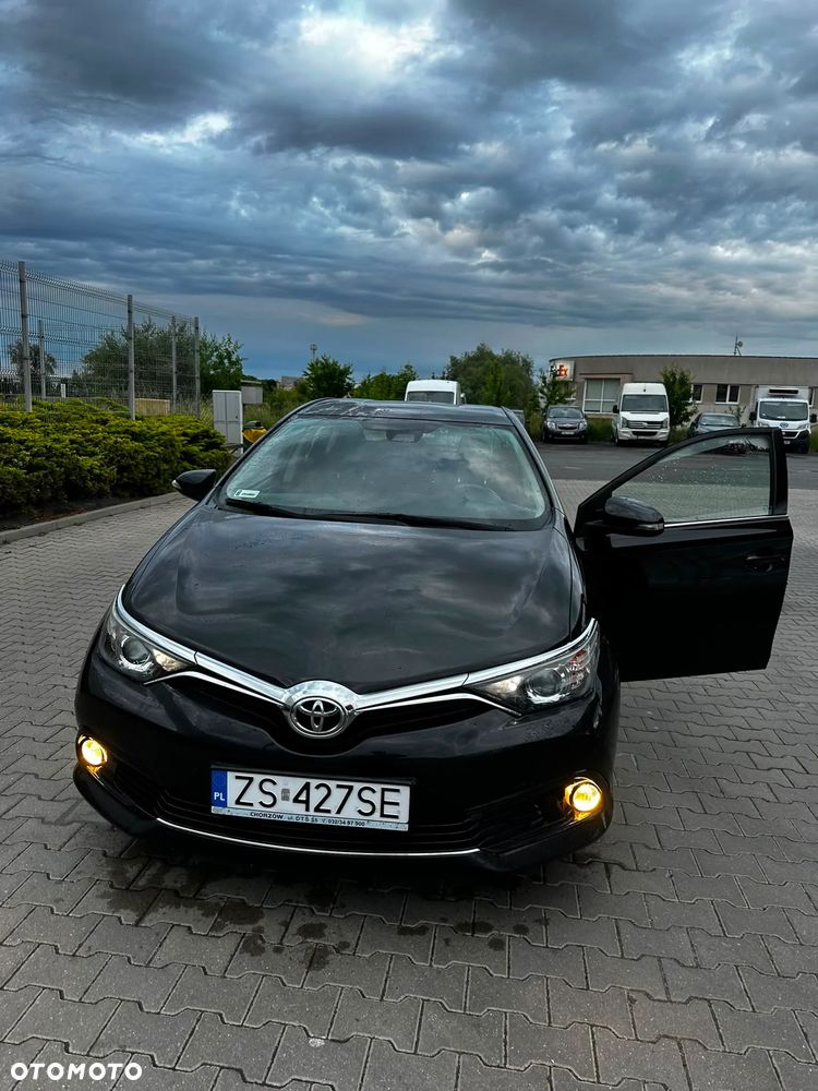 Toyota Auris 1.6 Classic Plus - 17