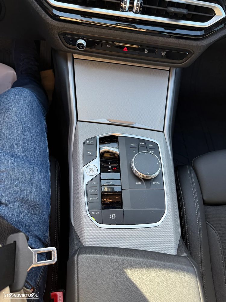 BMW 320 d Touring Aut. Sport Line - 9
