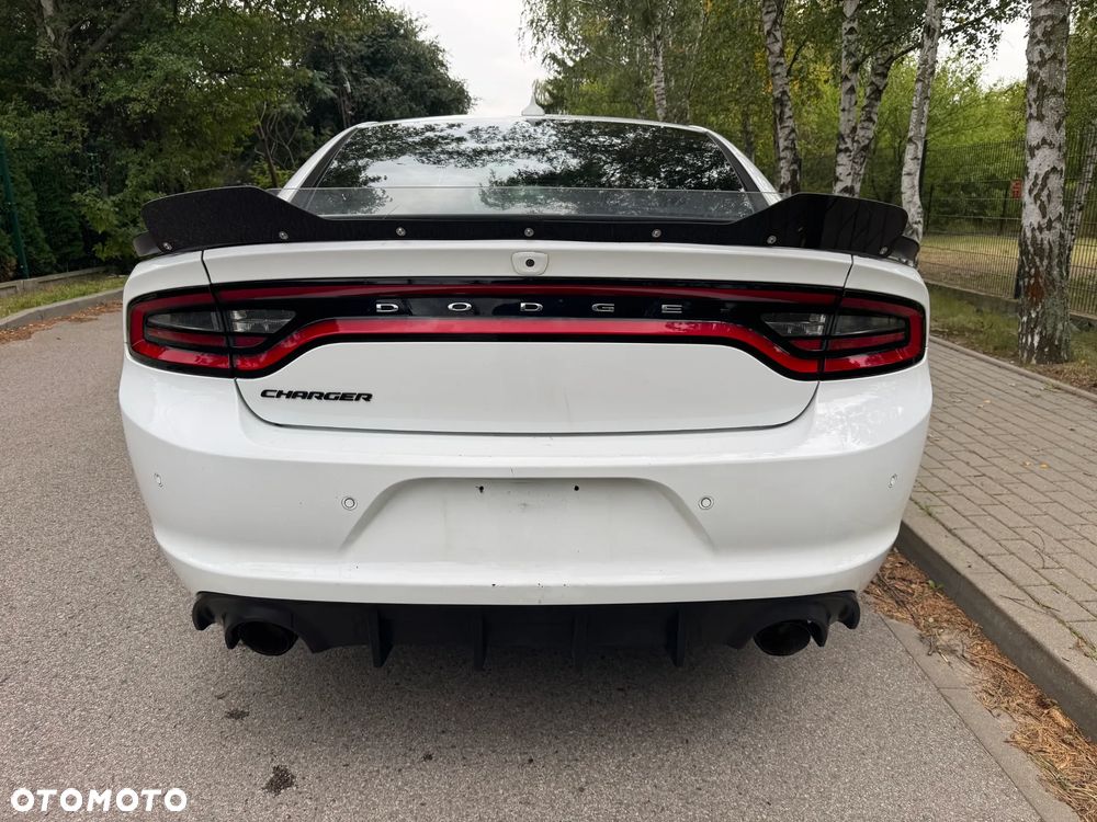 Dodge Charger - 7