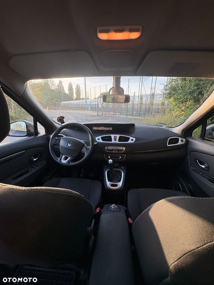 Renault Scenic 1.9 dCi Expression - 5