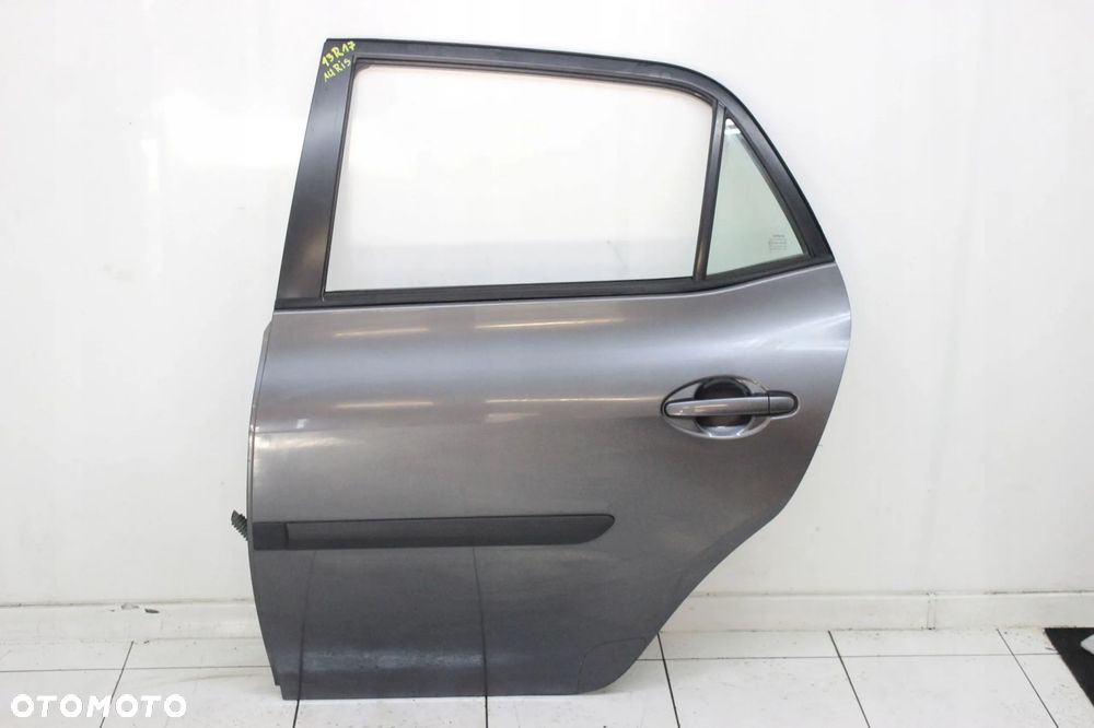 TOYOTA AURIS 06R- DRZWI LEWE TYLNE LEWY TYŁ 1G3 - 1