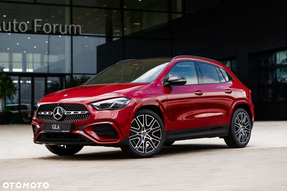 Mercedes-Benz GLA - 1