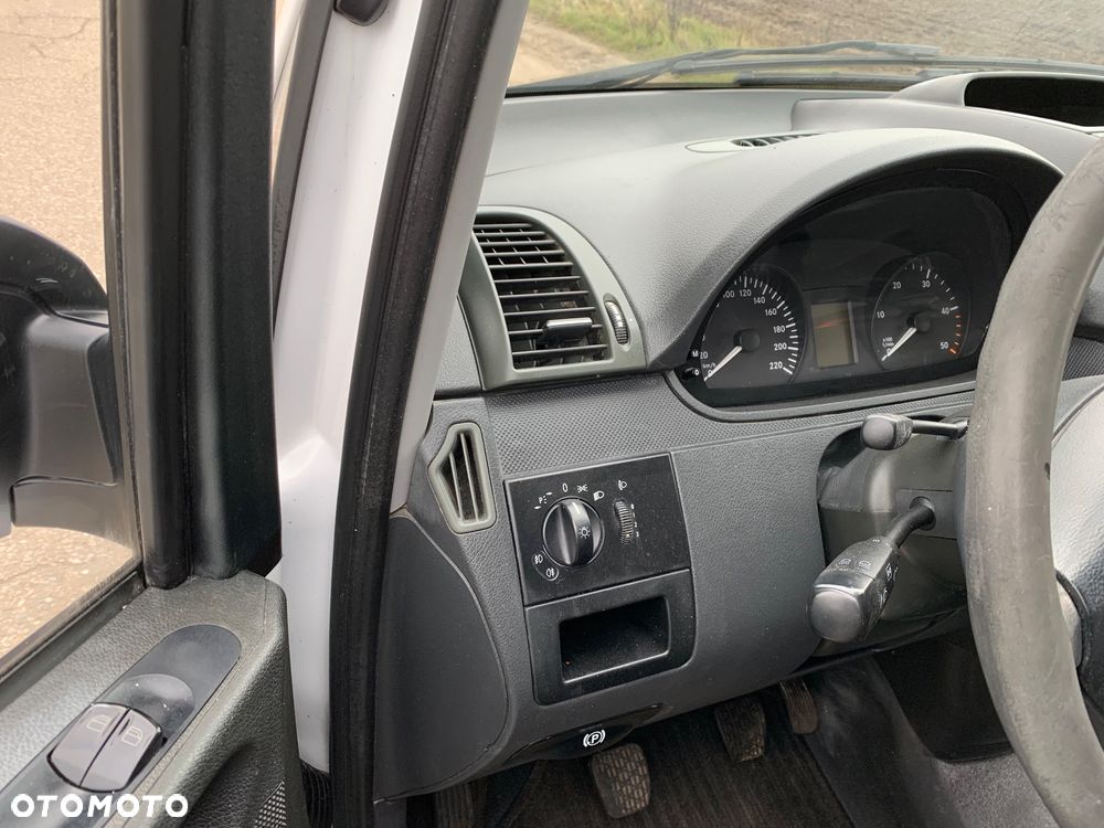 Mercedes-Benz Vito - 17