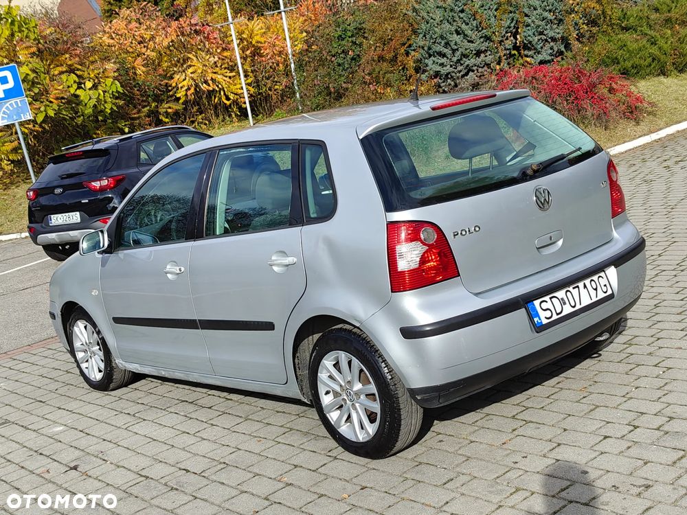 Volkswagen Polo 1.2 12V Comfortline - 32