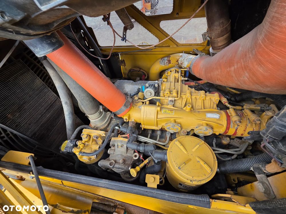 Caterpillar D6N LGP - 21