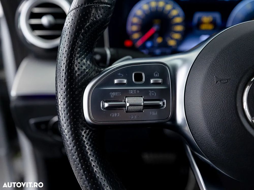 Mercedes-Benz E 300 de 9G-TRONIC AMG Line - 21