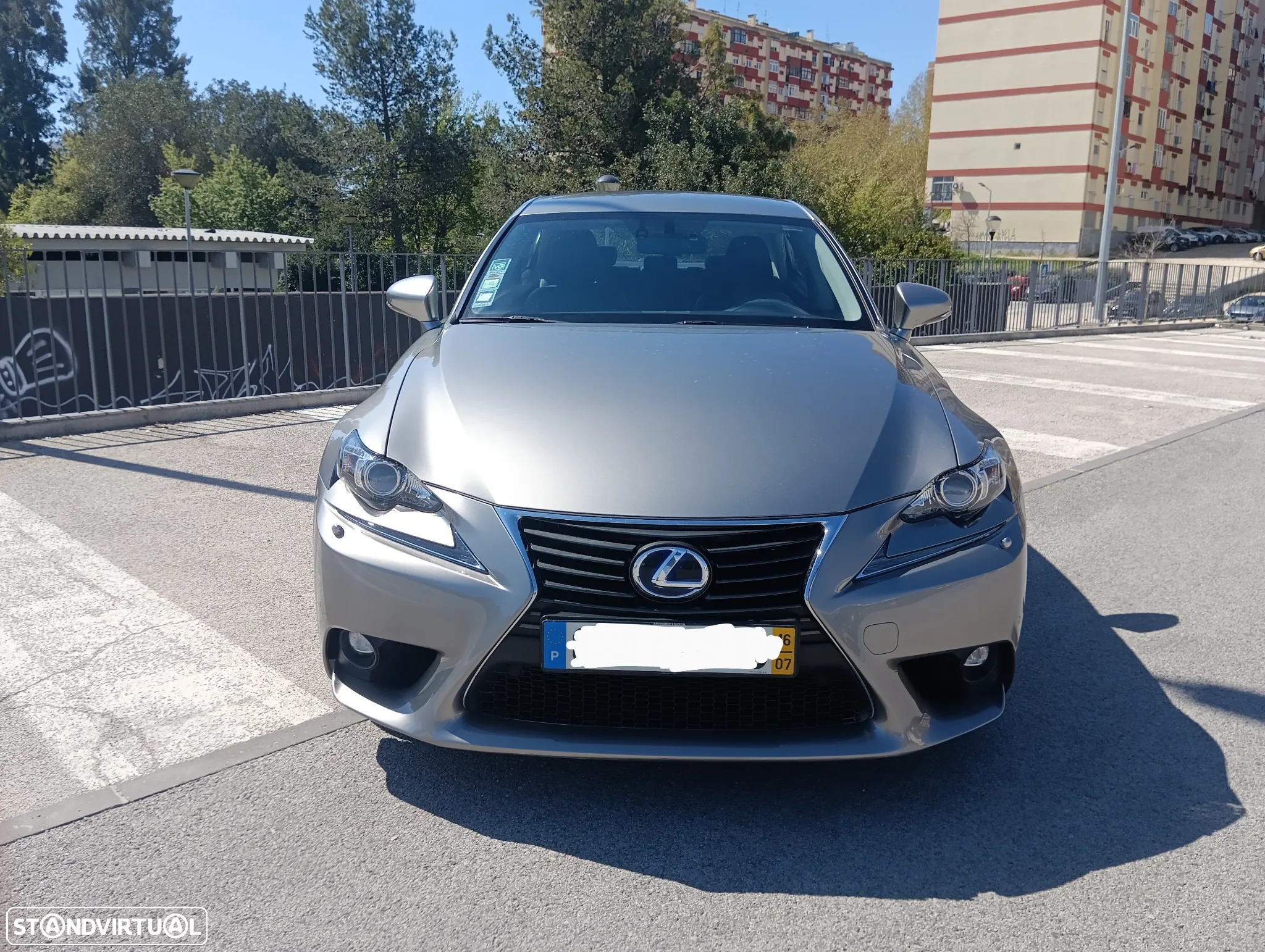 Lexus IS 300H Executive+ - 2