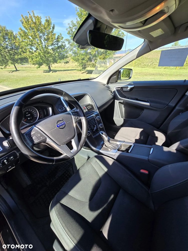 Volvo XC 60 - 4