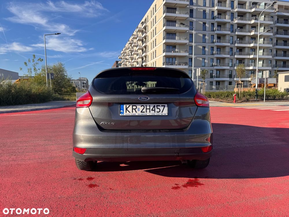 Ford Focus 1.6 Trend - 5