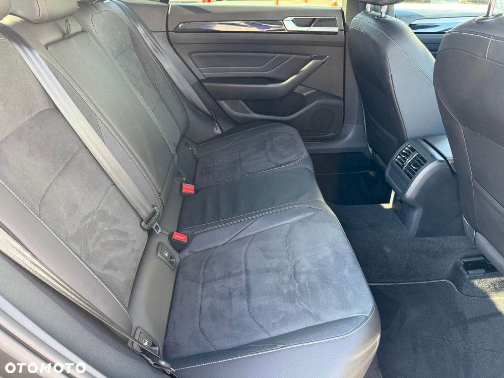 Volkswagen Arteon 2.0 TSI R-Line DSG - 26