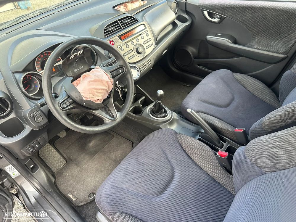Honda Jazz III 1.3 100 cv de 2011 para peças - 11