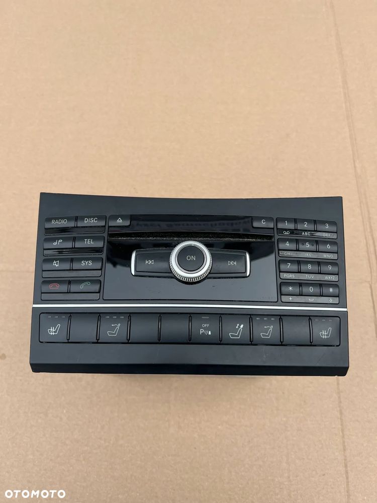 MERCEDES W207 E 212 RADIO ORUGUNAŁ - 1