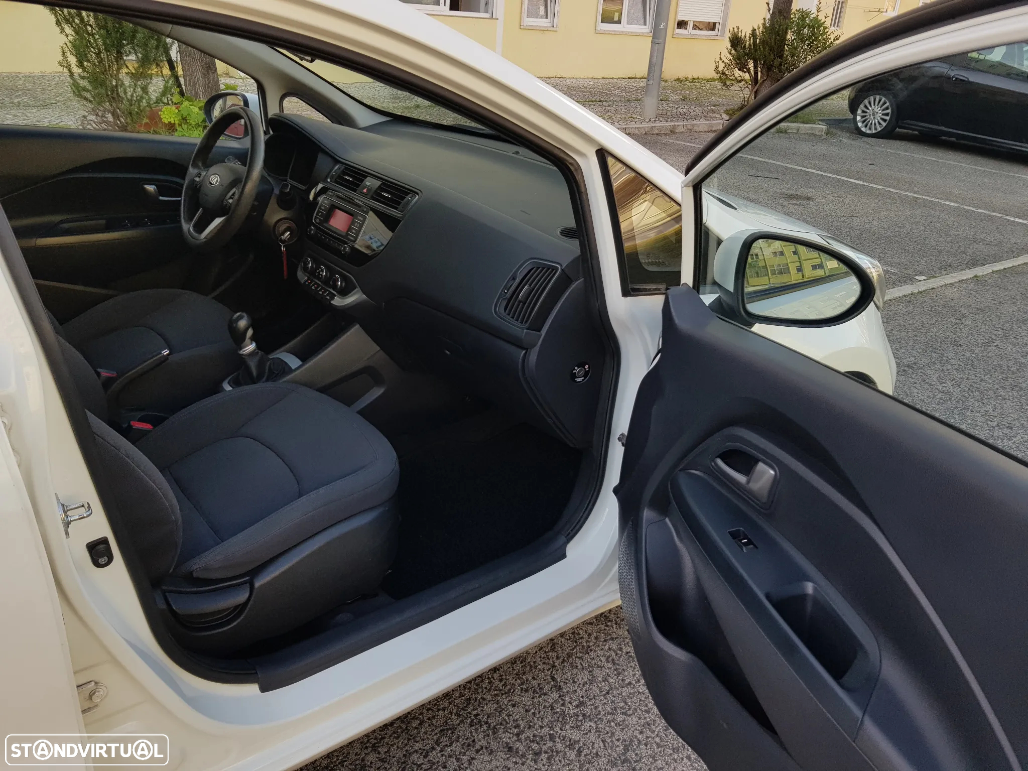 Kia Rio 1.1 CRDi TX ISG - 16
