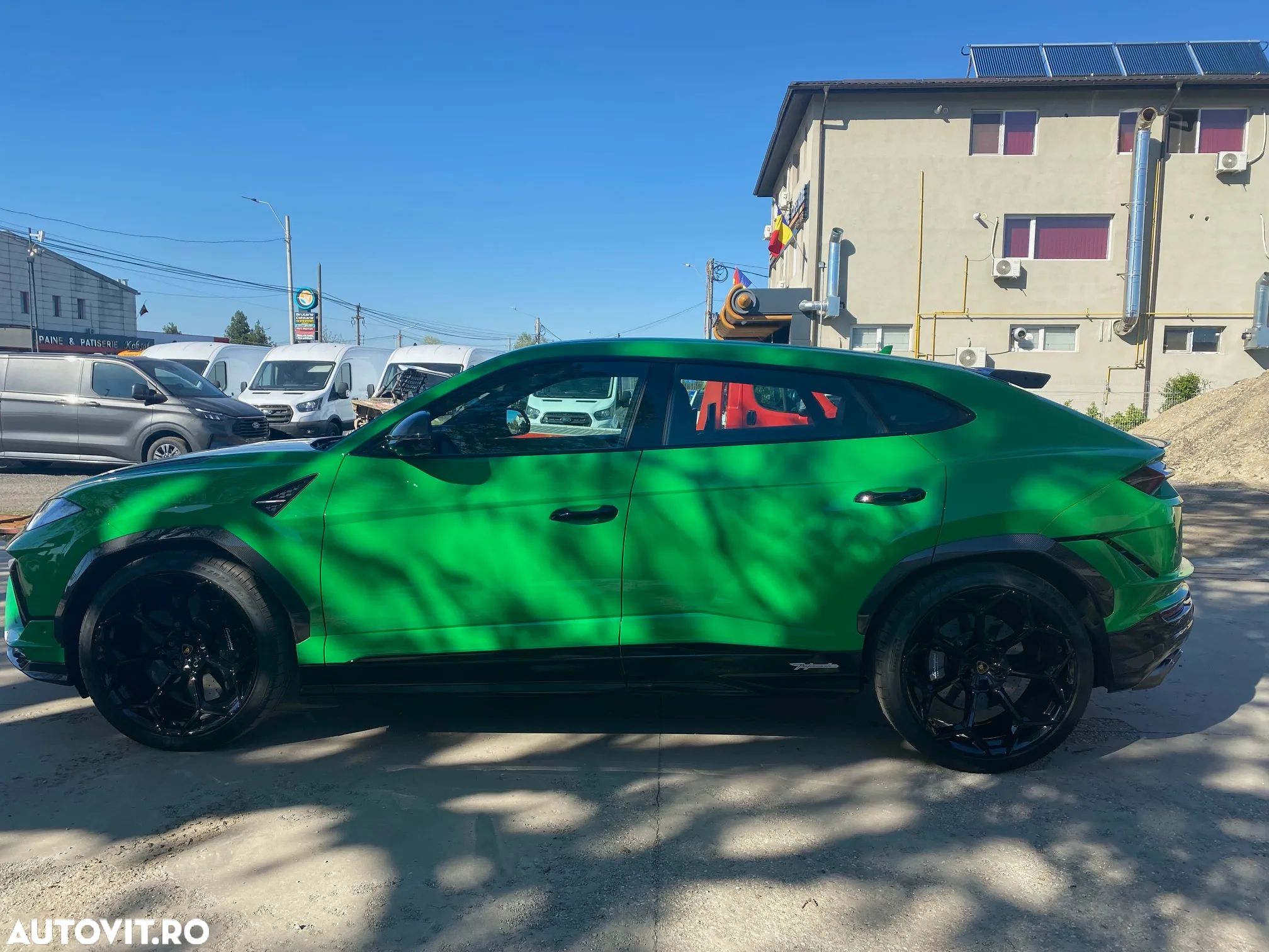 Lamborghini URUS - 6